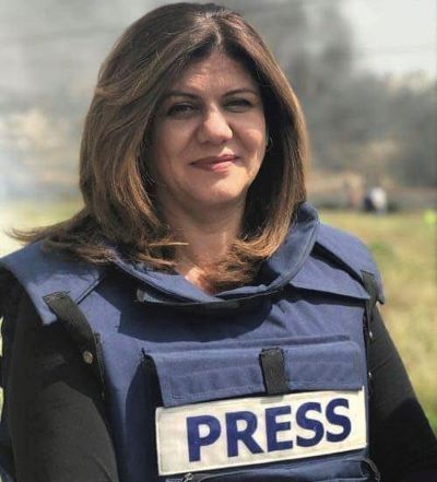 Journalists in Conflict